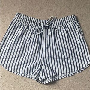 Striped summer shorts🔅
